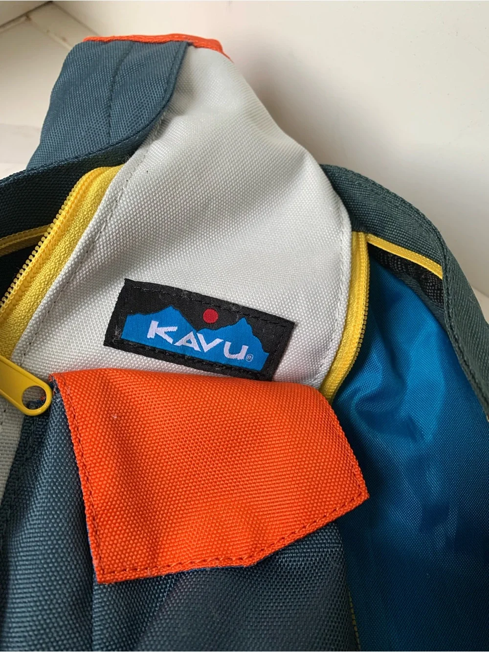 KAVUMulti-Color Rope Sling Bag — Teal, Navy & Orange